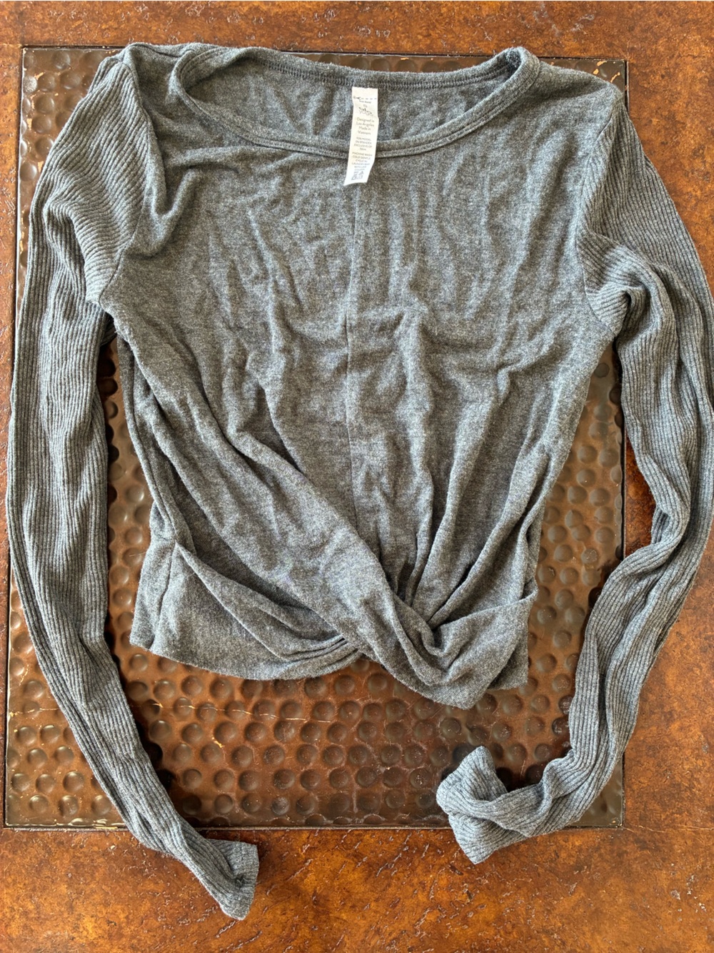 Alo yoga - crop long sleeve - dark gray
